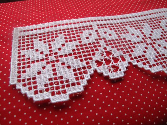 FSL Christmas Poinsettia Lace: A Designer's Review